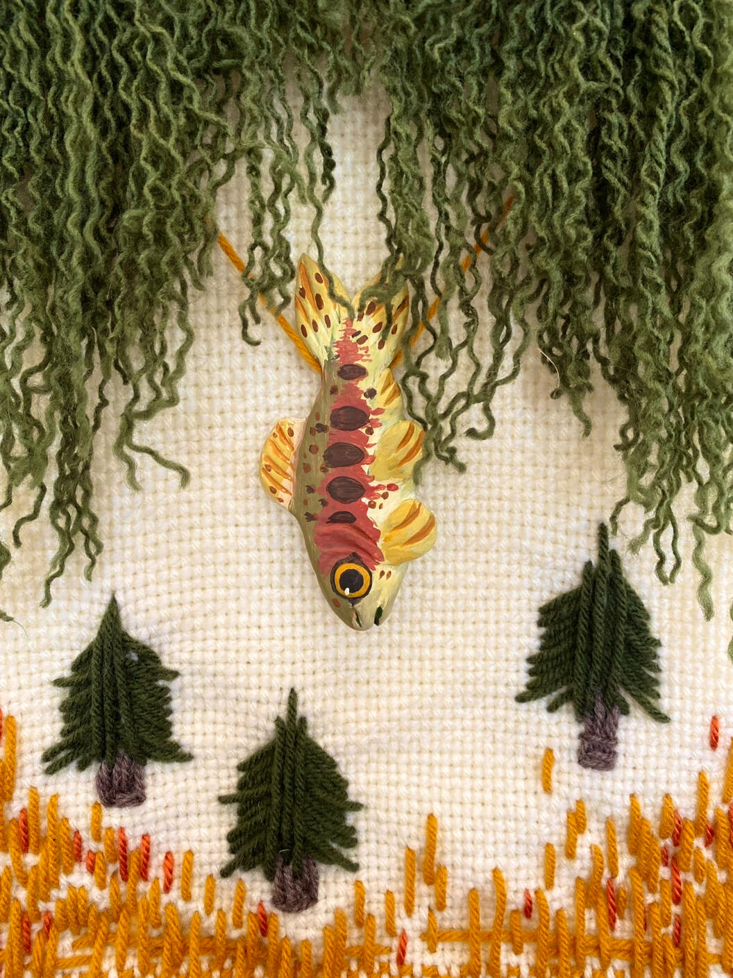 Warmth. Woven yarn. 2022.